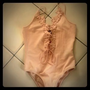 TopShop never worn body suit. Gorgeous detail